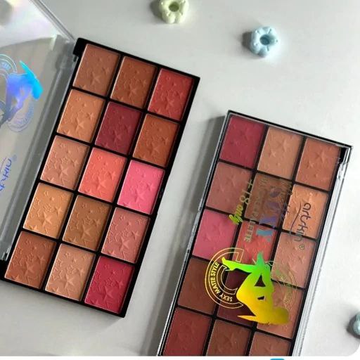 رژگونه18 پالتی آرتسکین